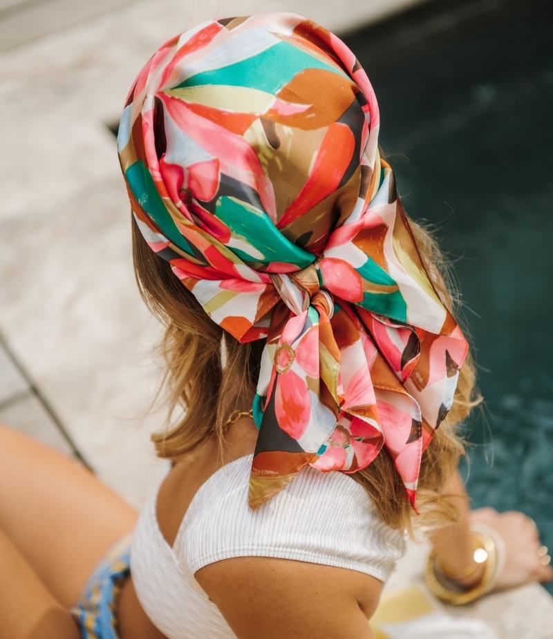 Foulard fleuri
