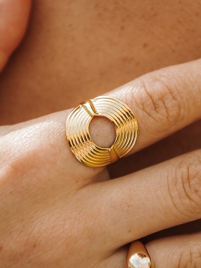 Bague en acier pour femme