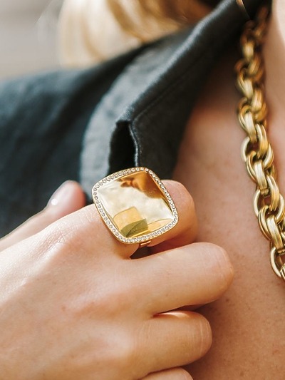 Bague en acier chirurgical femme