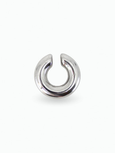 faux piercing