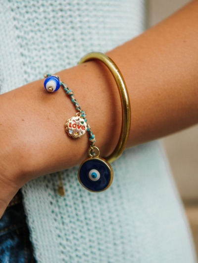 Charm doré
