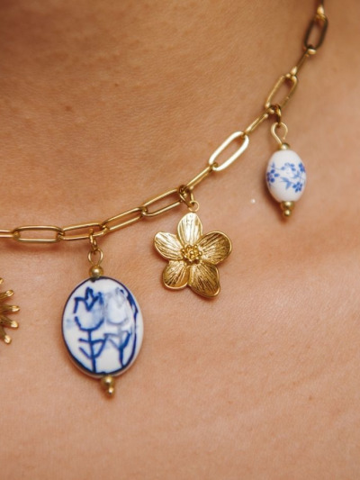 Fleur charm