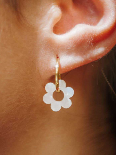 Boucle d'oreille créole fleur