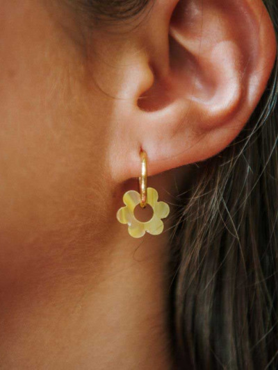 Boucle d'oreille créole fleur