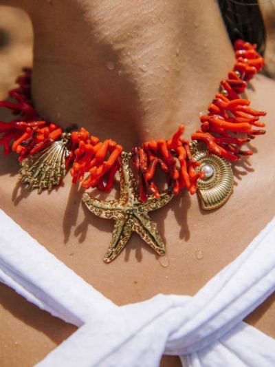 Collier en corail rouge​