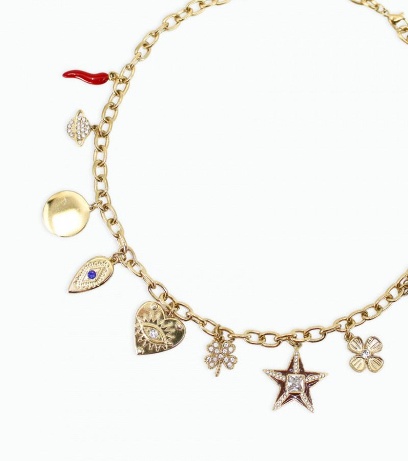 Collier avec breloques