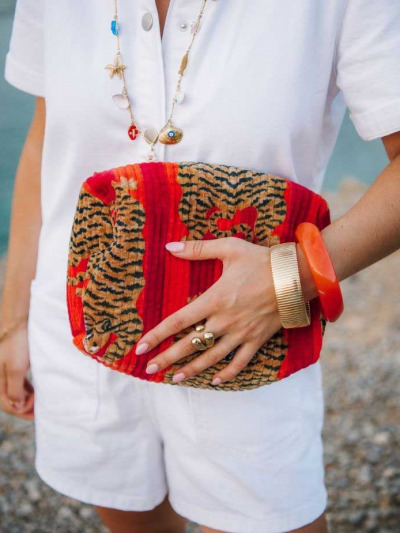 Pochette rouge tigre​