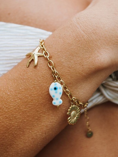 Bracelet avec breloques