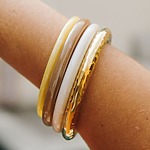 catégorie bracelets épais bijoux cailloux