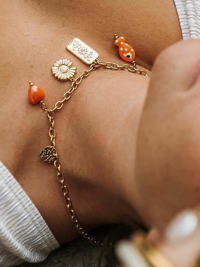 Collier avec pampilles