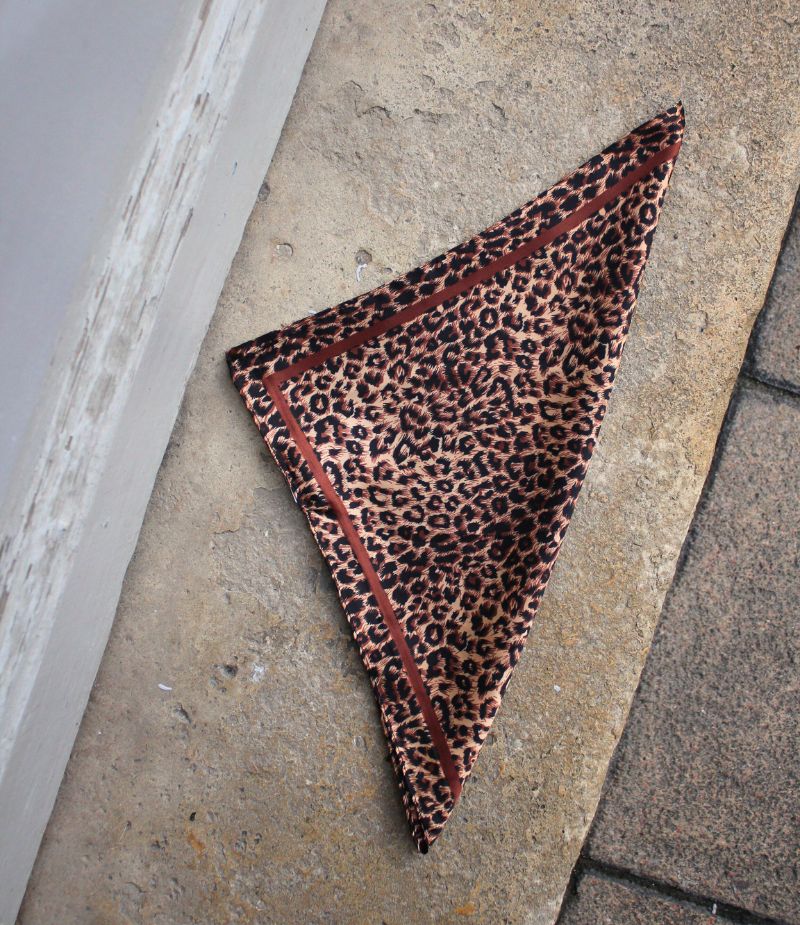 Foulard femme léopard