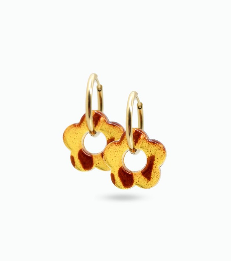Boucles d'oreilles fleur résine