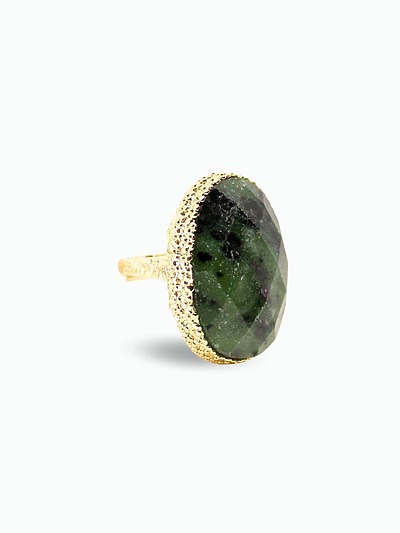 Grosse bague femme avec pierre​ verte