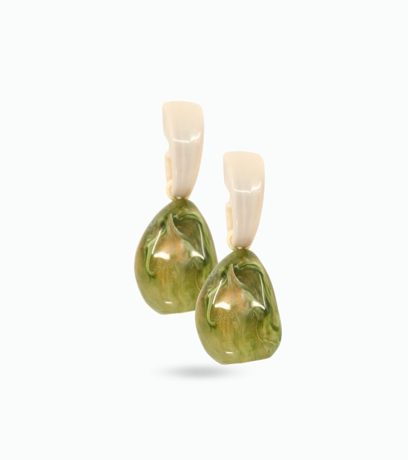 Grosses boucles d'oreilles