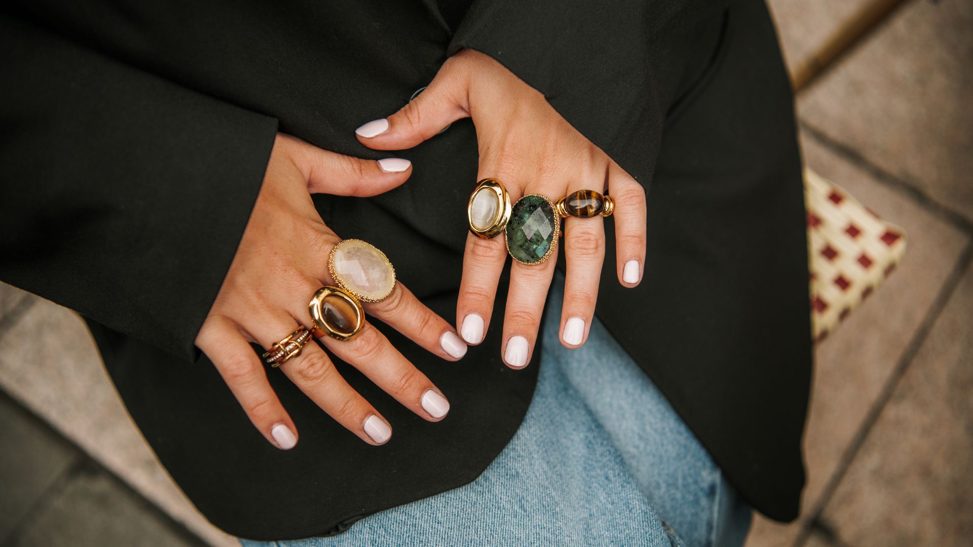 bannière nouvelle collection bijoux cailloux