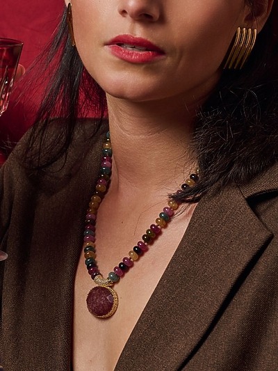 Collier perles colorées