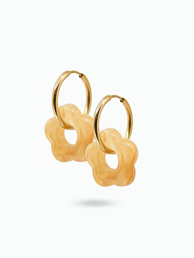 Boucles d'oreilles fleur résine