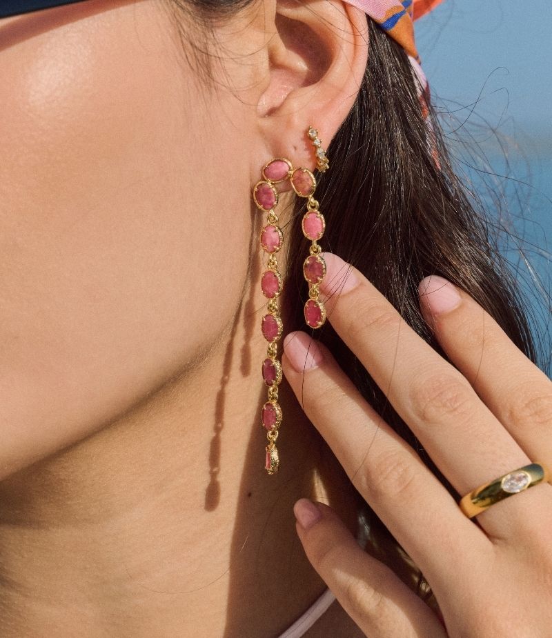 Boucles d'oreilles pendantes roses