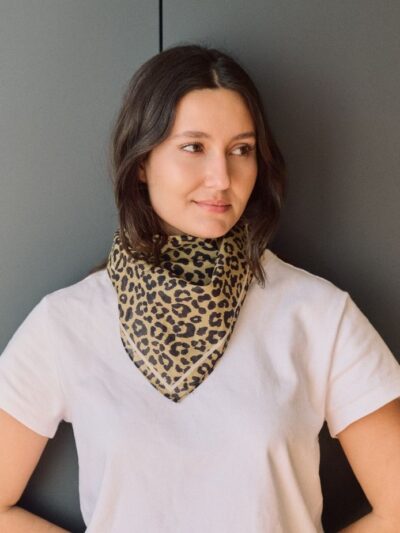 Foulard léopard femme​