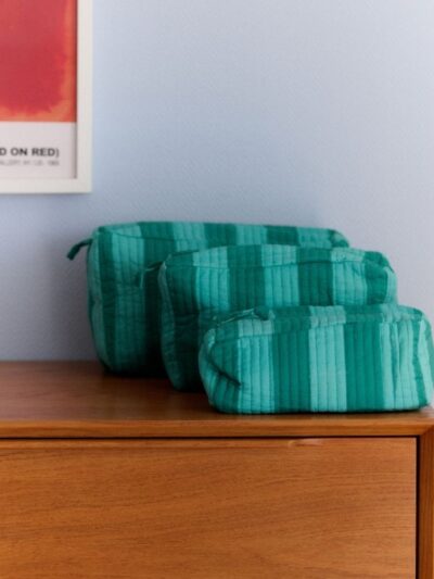 Pochette colorée à rayures​​