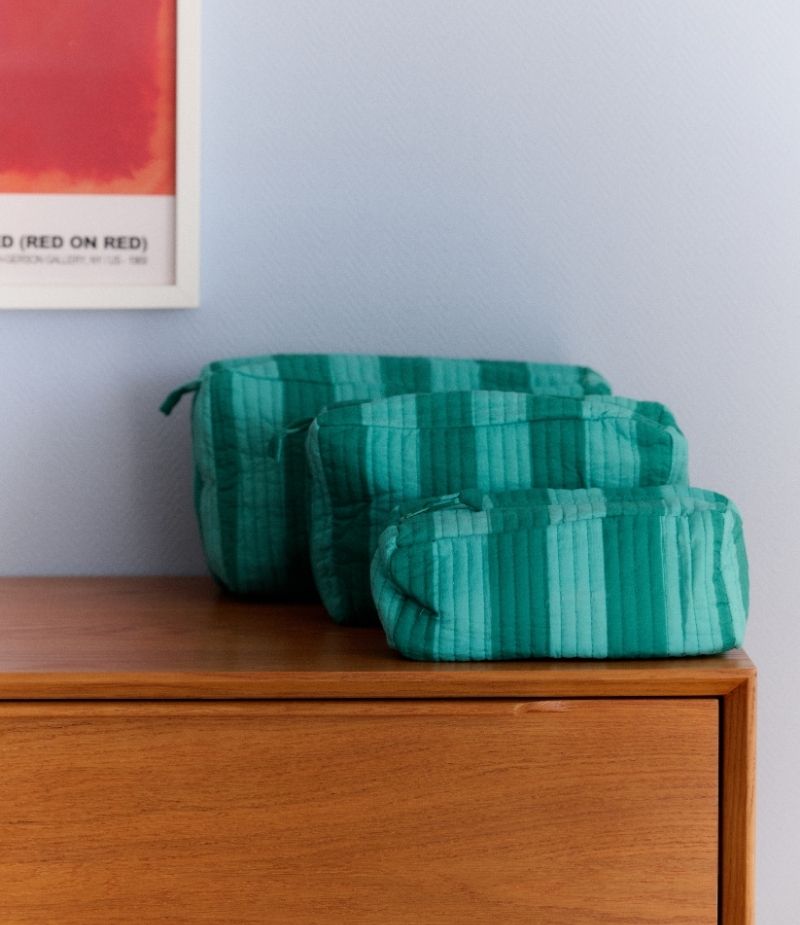 Pochette colorée à rayures