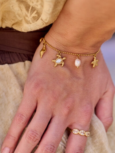 Bracelet avec coquillage​s