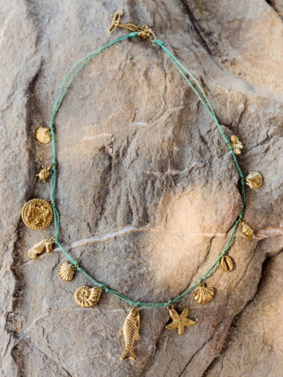 Collier à breloques​