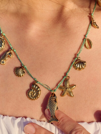 Collier à breloques​