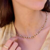 Collier en perles blanches