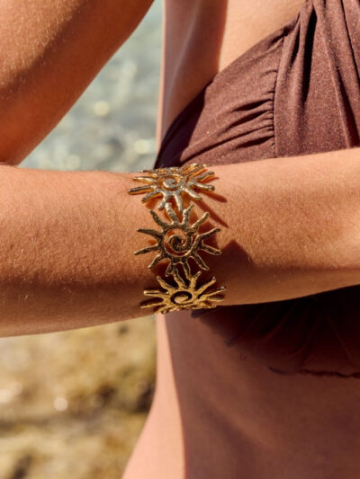 Bracelet doré manchette​​​​
