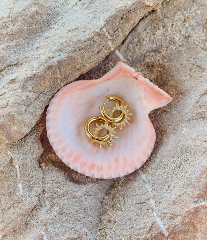 Mini créoles pendentifs soleil